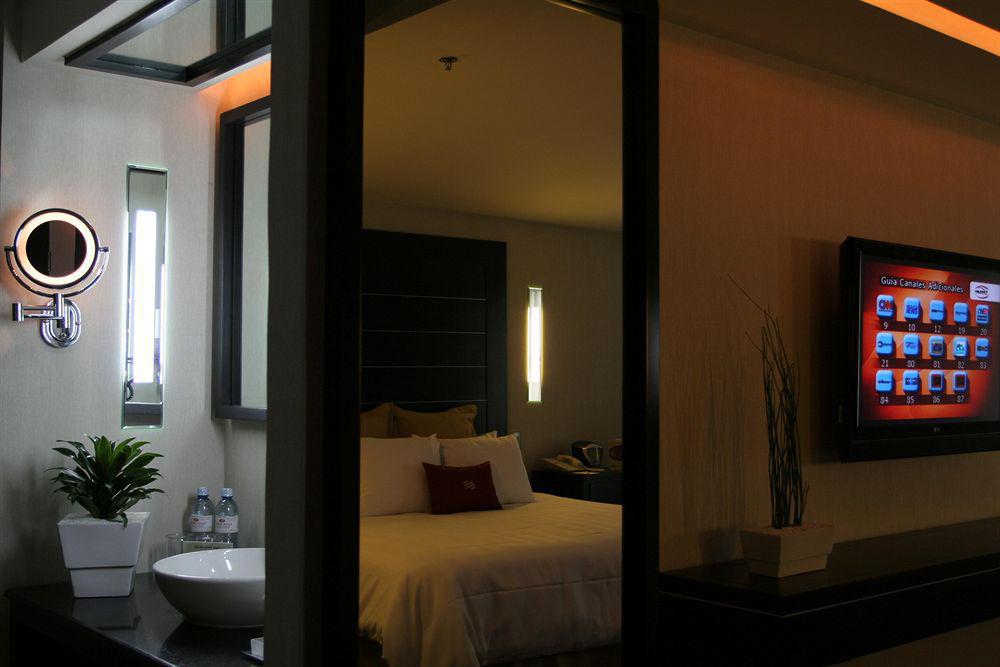 Crowne Plaza Toluca - Lancaster By Ihg Hotel Kamer foto